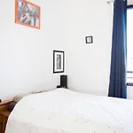 Charming Apartment With A Balcony Near The Quays